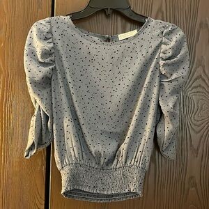 Paper Crane dark gray with black flecks 3/4 sleeved blouse. Size XS.
